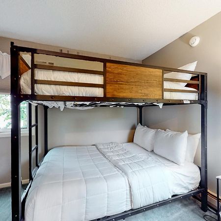 Brookhaven Condos لودلو الغرفة الصورة